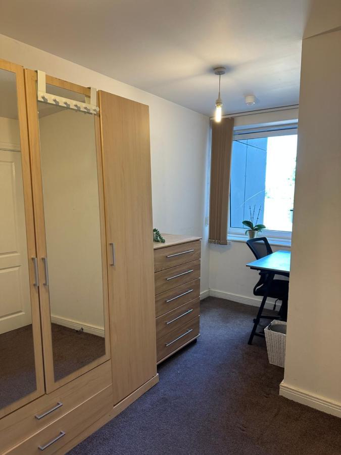 New Build 2 Bedroom With 2 Bath In London Exteriör bild