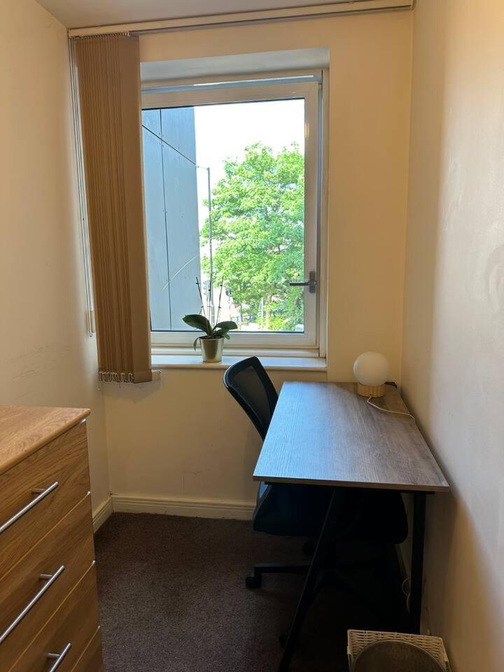 New Build 2 Bedroom With 2 Bath In London Exteriör bild