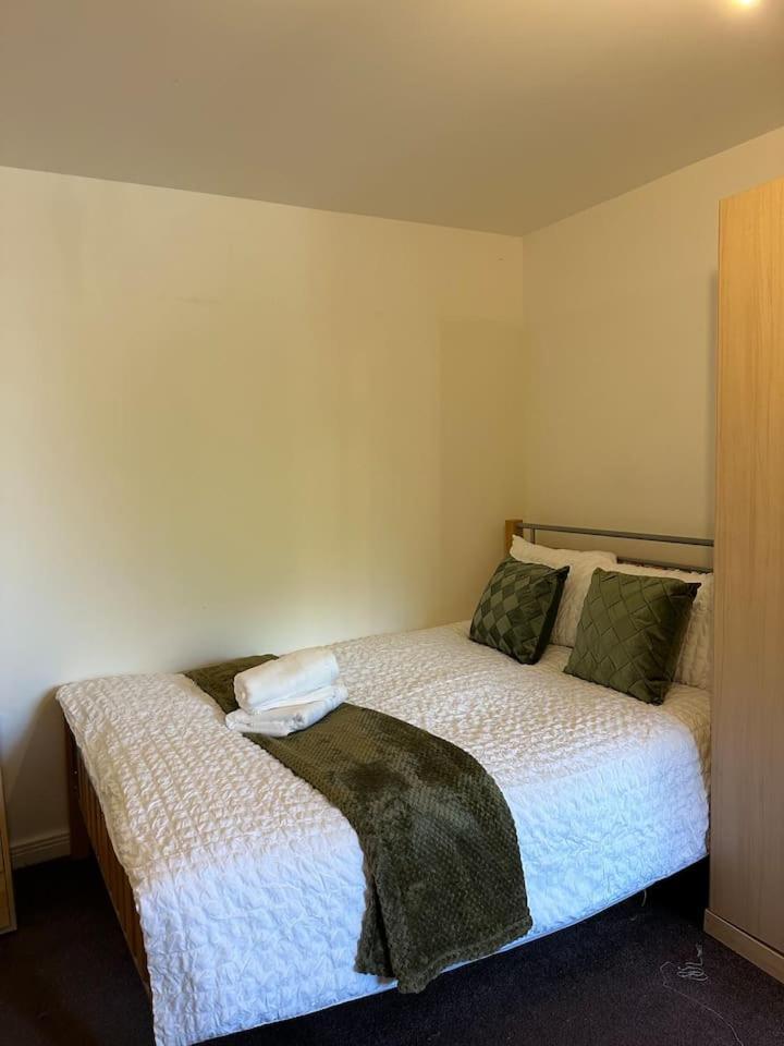 New Build 2 Bedroom With 2 Bath In London Exteriör bild